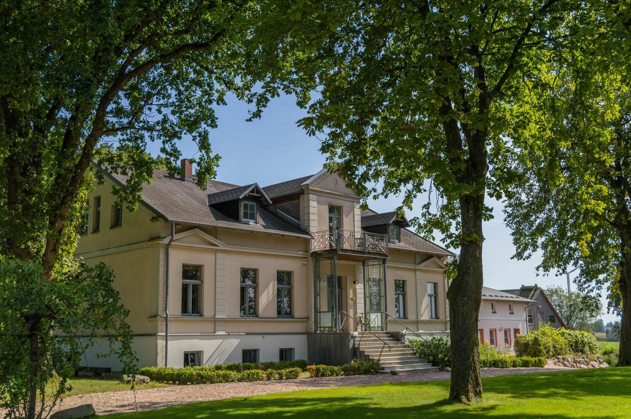 Gutshof Gross Behnkenhagen Lägenhet Exteriör bild
